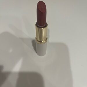 Estée Lauder creme‎ lipstick rouge levres 670